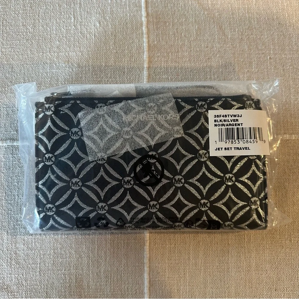 NWT Michael Kors | Black Silver Jet Set Metallic Logo Jacquard Wristlet $258